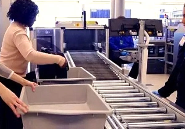 自動安檢來臨:洛杉磯首批五個自動安檢通道正式啟用