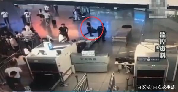 男子過安檢時拔腿就跑,被民警抓獲后一查傻了眼:心虛,跑習慣了