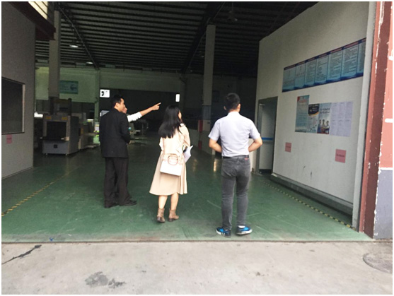 東城政法辦領導考察指導守門神科技集團“平安文化”建設情況 東城政法辦領導考察指導守門神科技集團“平安文化”建設情況