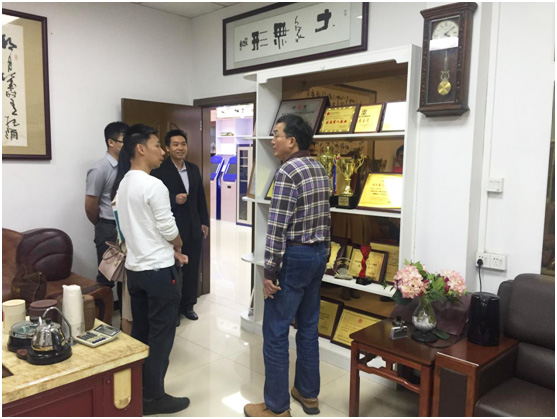 東城政法辦領導考察指導守門神科技集團“平安文化”建設情況 東城政法辦領導考察指導守門神科技集團“平安文化”建設情況